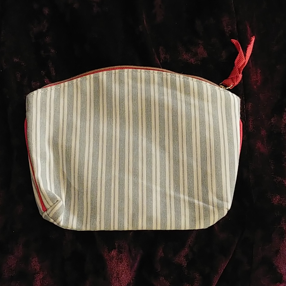 Make-Up Bag Bundle - Picture 7 of 7